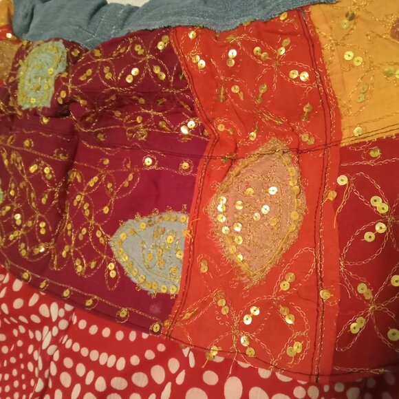 Beautiful handmade skirt, with denim, silk & cotton fabrics, sequins, embroidery - Picture 5 of 13
